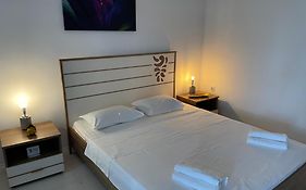 Air Residence 1